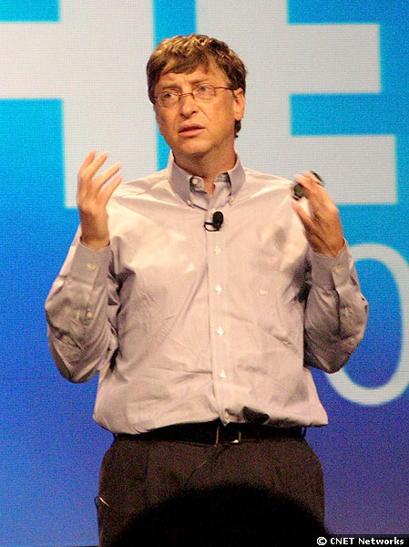 　Bill Gates氏がMicrosoftにおけるフルタイムの仕事から身を引く意向であることを明らかにした。Microsoftは株価の低下やGoogleとの競争、次期OS「Vista」の開発遅延などの問題に直面している。こちらは2006年5月の「WinHEC 2006（Windows Hardware Engineering Conference）」で、次期OS「Windows Vista」のベータ第2版を発表したときの様子。