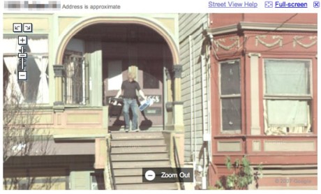 　ゴミ出しをする、San Franciscoのあるアパート住人。「これで、写真の彼は家事をしているとルームメイトに証明できる」と投稿者は付け加えている。
