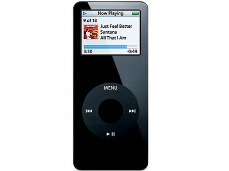 　第3位は驚くほどの薄さで操作も簡単なApple iPod nano（4Gバイトモデル）。