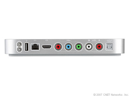 　Apple TVは、コンポーネントビデオ＆オーディオポートやHDMI端子を搭載したEDTVやHDTVのワイドスクリーンテレビに対応している。HDMIや光デジタル端子、アナログステレオ端子を通じてA/Vレシーバとも接続可能だ。ネットワークも、イーサネットポートに加え、内蔵の802.11nワイヤレス機能を使って家庭内Wi-Fiネットワークに接続できる。USBポートもついているが、こちらはユーザーが使用する機会は今のところない。