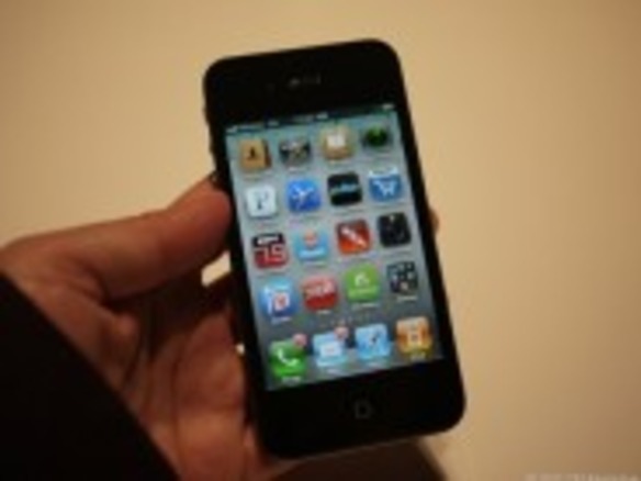 Verizon版「iPhone 4」、米CNET記者が受けた印象は？--従来機との違いをチェック
