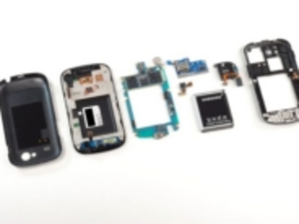 フォトレポート：分解、「Nexus S」--第2世代グーグルフォンの中身