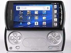 Sony Ericsson、“プレステフォン”「Xperia Play」を2月13日に正式発表