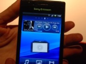 フォトレポート：Sony EricssonのAndroid端末「Xperia Neo」--MWCで発表