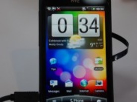 フォトレポート：HTC、ハイエンド向けAndroid端末「HTC Incredible S」を発表--MWCで