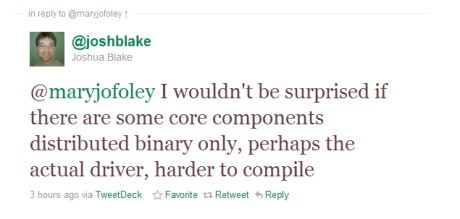 一部の中核的なコンポーネントがバイナリのみで配布されても不思議ではない。実際のドライバはおそらくコンパイルが難しい、と述べるBlake氏。