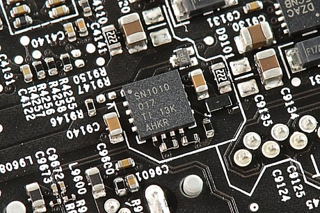 　Texas Instrumentsの「SN1010」チップ。