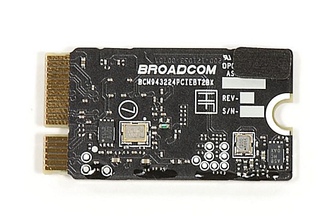 　Broadcomのmini-PCIeワイヤレスカード「BCM943224PCIEBT2BX」。
