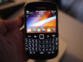 フォトレポート：「BlackBerry Bold 9900」--2.8インチ画面のBlackBerry 7搭載端末