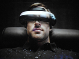 ソニー、750インチの3D映像を体感できるHMDを発表--見たことのない映像領域へ