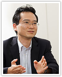 菊池氏