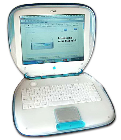 「Apple iBook G3」

　1999年7月21日に発表されたiBook G3は、iMac G3とデザイン言語を共有している。
