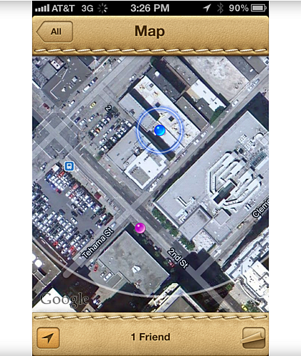 友達の居場所

　「Find My Friends」をApp Storeからダウンロードすると、友達の居場所（許可が得られている場合）が地図上でわかるようになる。