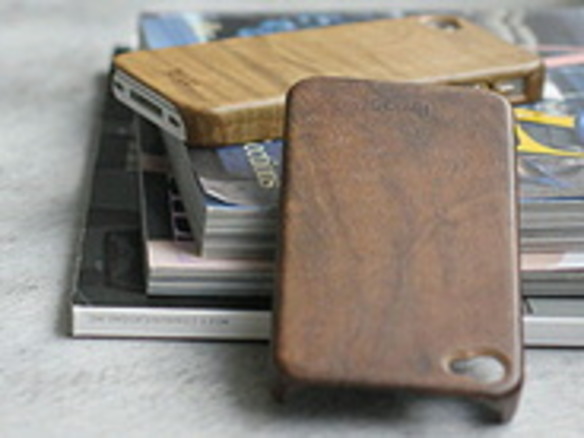 ソフトバンクBB、1万9800円の木製iPhoneケース