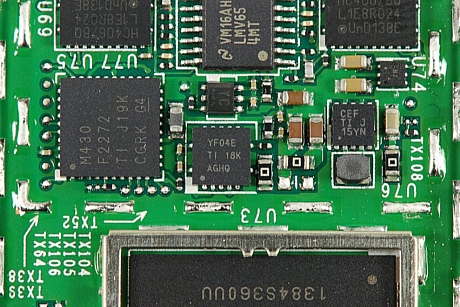 　Texas Instrumentsの「YF04E TI 18K AGHQ」。