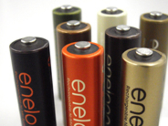 スマホの電池切れから停電時まで対応する--2011年登場のバッテリ集