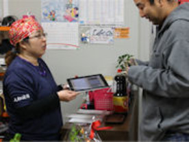 iPad使ったPOSサービス「ユビレジ」、震災で全壊した店舗の復興を支援