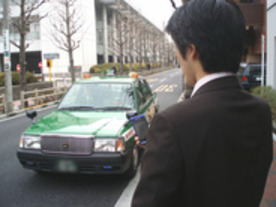  東京無線ら、スマホでタクシーが呼べる「すぐくるタクシー」--最短3ステップで
