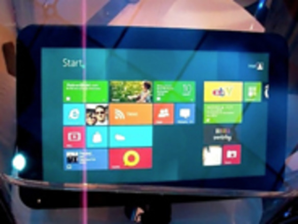 インテルの「Windows 8」搭載タブレット、具体的な仕様が明らかに