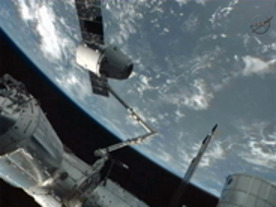 SpaceXの宇宙船、国際宇宙ステーションとのドッキングに成功