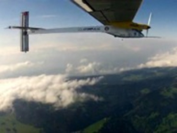 ソーラー飛行機「Solar Impulse」、初の大陸間飛行で第1区間を終了