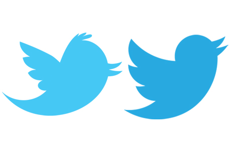 Twitterの古い鳥のロゴ（左）と新しい鳥のロゴ（右）