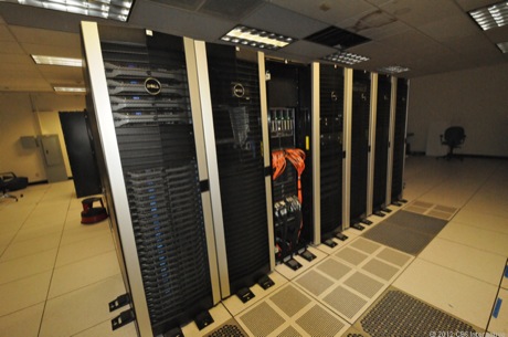 　データセンターにあるコンピュータの大半は、DellのLinuxマシンだ。