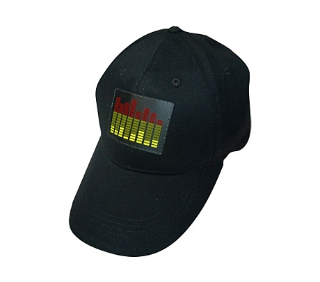 　サウンドに合わせて光る帽子「T-Qualizer」

　グラフィックイコライザパネルと小さなバッテリパックが搭載された帽子。T-Qualizerはノイズレベルに応じて感度を調整することができる。