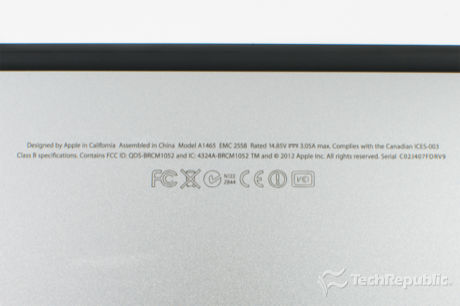 　Appleは2012年版MacBook Airの11インチモデルに「A1465」というモデル番号を付けている。