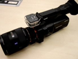ソニー、フルサイズCMOS搭載のビデオカメラ「NEX-VG900」