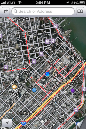 　Mapsアプリを使うと渋滞している部分などの交通状況が分かる。