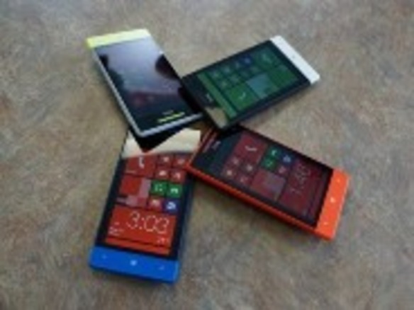 HTC、「Windows Phone 8X」と「Windows Phone 8S」を発表
