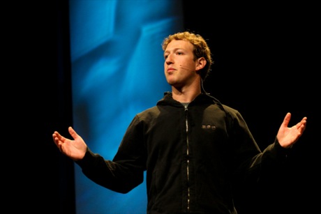 　Facebookの創設者であるMark Zuckerberg氏は36位で、純資産は94億ドルだ。