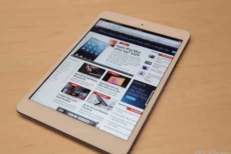 　Appleは米国時間10月23日、7.9インチの「iPad mini」をカリフォルニア州サンノゼで開催のプレスイベントで発表した。さらに、より高速化した第4世代iPadも発表した。ここでは、両デバイスを画像で紹介する。