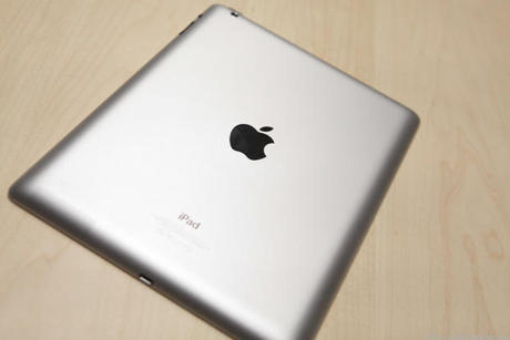 　この一番新しいiPadは、「新しい」iPad（第3世代）と基本的に同じだ。しかし、より強力になった「A6X」プロセッサを搭載している。