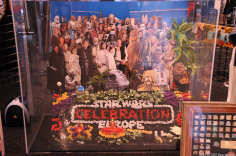 　「スターウォーズ」のファンの集まりである「Celebration」を初めて開く際、Lucasfilmは宣伝のために、The Beatlesのアルバム「Sgt. Pepper's Lonely Hearts Club Band」のジャケット写真のように「スターウォーズ」の登場人物を数多くあしらった展示物を作成した。