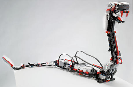 　この「R3ptar」も、買ってすぐに説明書を見て作ることのできる、17種類のロボットのうちの1つだ。