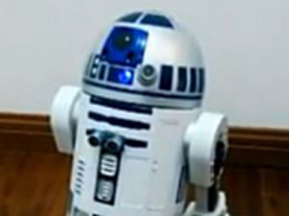 まるで本物の「R2-D2」を学生が開発、ガールフレンドに贈る--「Raspberry Pi」搭載