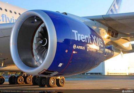　AirbusはA350 XWBのエンジンにRolls-Royceの「Trent」を採用した。Trentエンジンは型式によって、7万4000～8万4000ポンド（約3万3566～3万8102kg）の推力を生み出すことができる。