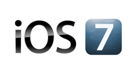 OS：iOS 7
　iPadが大きく改良されるときには、OSも大きく改良されるのが普通だ。

　第5世代デバイスが「iOS 6」のまま出荷されるということも考えられなくはないが、2013年にはiOS 7で大きなアップグレードが行われる可能性の方が高い。これには、より知的で音声認識が改善されたSiriなどヒューマンインターフェースの強化や、「Maps」「Mail」「Safari」「Calendar」など組み込みアプリの全面的な改善が含まれる可能性がある。

　今回はおそらく、今でも有用性はあり、ユーザーにわかりやすかったが古くなっていたUXパラダイムを新しくクリーンな外見で置き換えるという、必要性が高かった変更が行われると考えられる。「Skeuomorphism」（訳注：現実にあるものを模した、直感的に分かりやすいインターフェースを用いるべきという考え方）を用いたUXを推進していた、元iOSの開発責任者Scott Forstall氏が、2012年10月に同社を退いたことによる副作用として、iOSから「Skeuomorphism」の痕跡がすべて消えるのはほぼ確実だ。

　iOS 6のリリース以降、Appleのライバルたちは、そのOSに新しく革新的な機能を盛り込んできた。これには例えば、「BlackBerry 10」の高度なマルチタスキングとソーシャルフィードや、Googleの「Nexus 7」と「Nexus 10」で導入された、「Android 4.2」（開発コード名：「Jelly Bean」）の数多くのUIの改良が含まれるし、Microsoftの「Windows RT」「Windows 8」「Windows Phone 8」のModern UIで実装された、一目で情報が読み取れる「Live Tile」は言うまでもない。

　Appleはこれらのライバルのアイデアを取り入れるだろうか？それはわからない。ただし、Steve Jobs氏は生前、「よいアーティストはコピーし、偉大なアーティストは盗む」と話していたことで知られている。