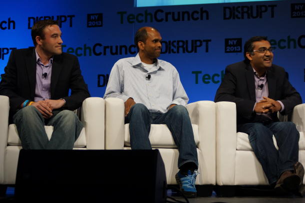 ニューヨークで開催のTechCrunch Disruptで4月30日のパネルディスカッションに参加し、広告について話をするTwitterのKevin Weil氏、FacebookのGokul Rajaram氏、GoogleのNeal Mohan氏