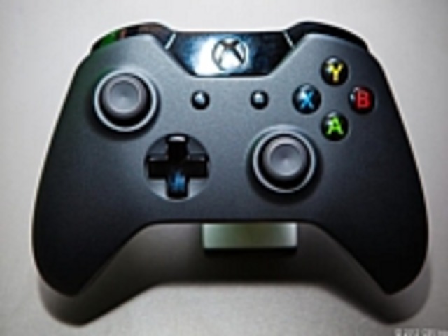 Ms Xbox One の新コントローラはどう変わった 使用感やps4 Dualshock 4 との比較など紹介 Cnet Japan