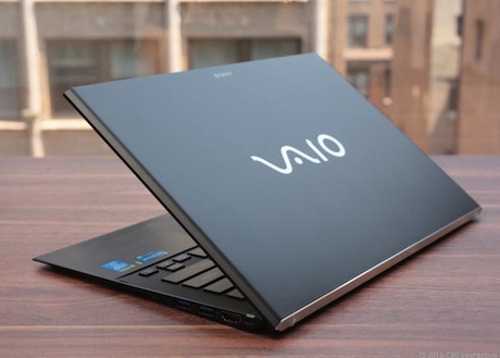 VAIO SSD搭載 軽量薄型13.3インチ ノートパソコンテカりなしバッテリー