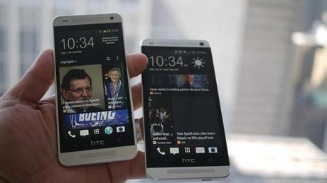 　仕様上、HTC One miniはHTC Oneよりはるかに小さいわけではないが、両端末を一緒に持つとその違いは顕著だ。