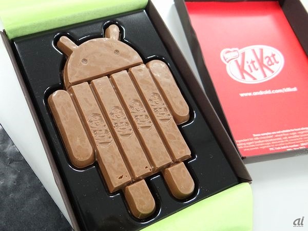 食べるのがもったいない Kitkat で作られたドロイド君 Cnet Japan