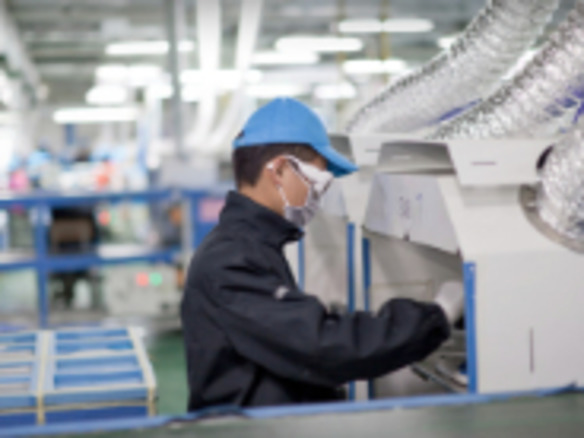 中国の廉価版「iPhone」製造工場で労働基準違反か--監視団体が報告