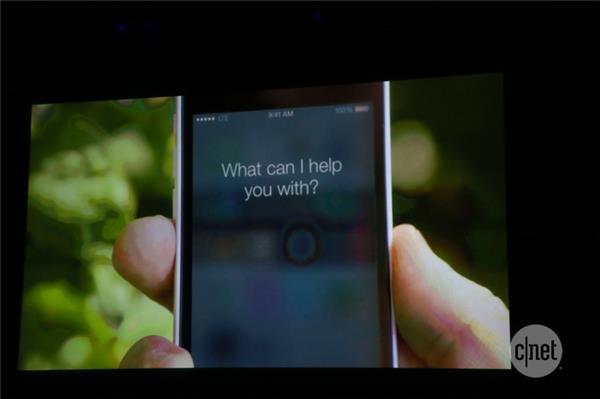 　iPhone 5cには「Siri」が搭載されないのではといううわさもあったが、それは誤りだったようだ。