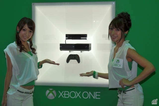 　日本マイクロソフトは、開催中の東京ゲームショウ2013においてブースを出展。据え置き型新ゲーム機「Xbox One」を、国内では初めて試遊展示している。