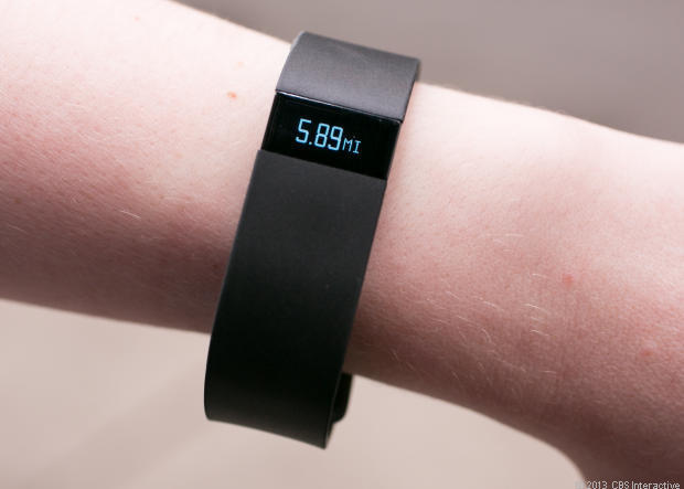 　Fitbit Forceは、歩いた歩数を距離にして表示することもできる。この場合、歩数はマイルに換算されている。
