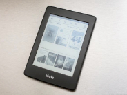 アマゾンの新「Kindle Paperwhite」レビュー--ディスプレイ改善、高速化でさらに読みやすく